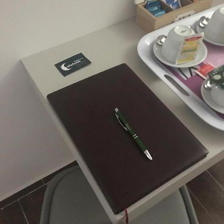 Hotel Calaluna Биела Екстериор снимка
