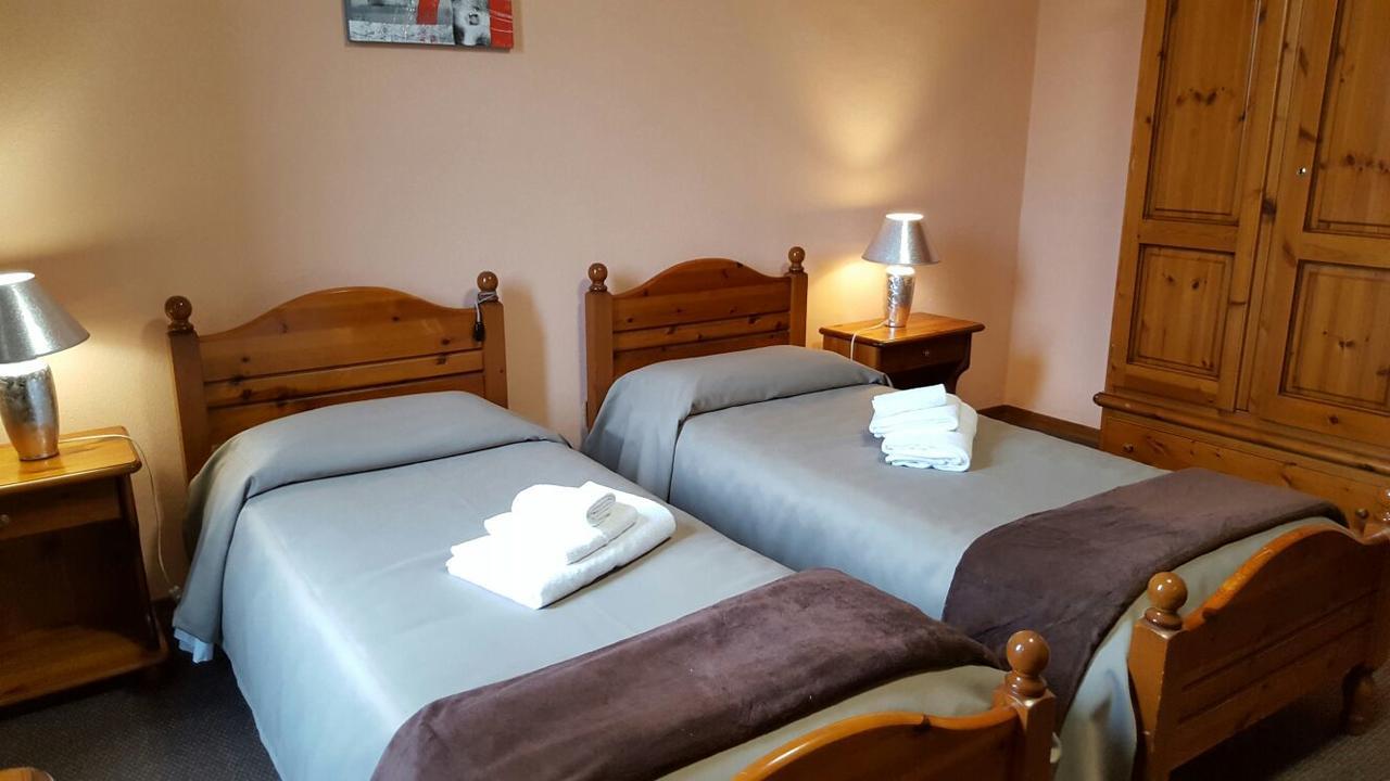 Hotel Calaluna Биела Екстериор снимка