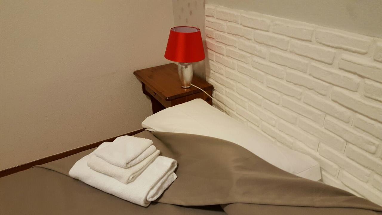 Hotel Calaluna Биела Екстериор снимка