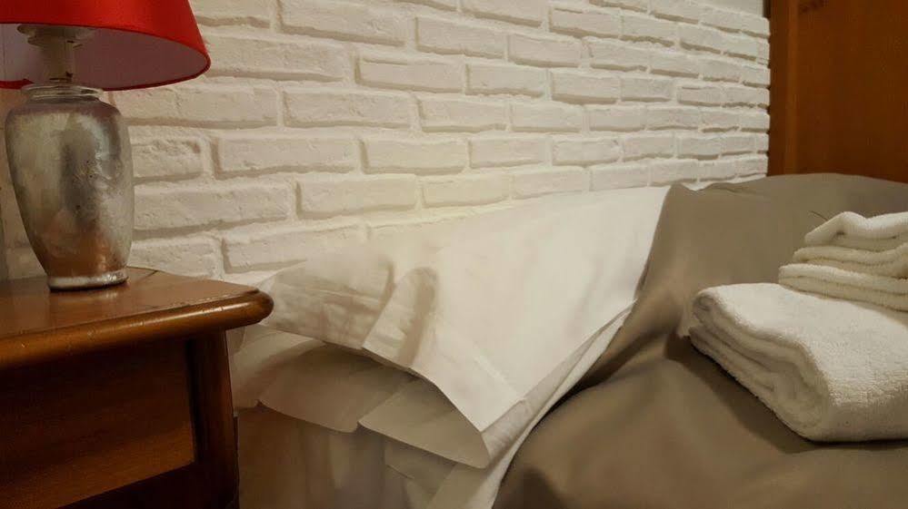 Hotel Calaluna Биела Екстериор снимка